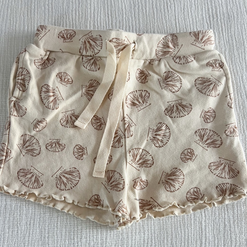 MakeMake Organics shorts